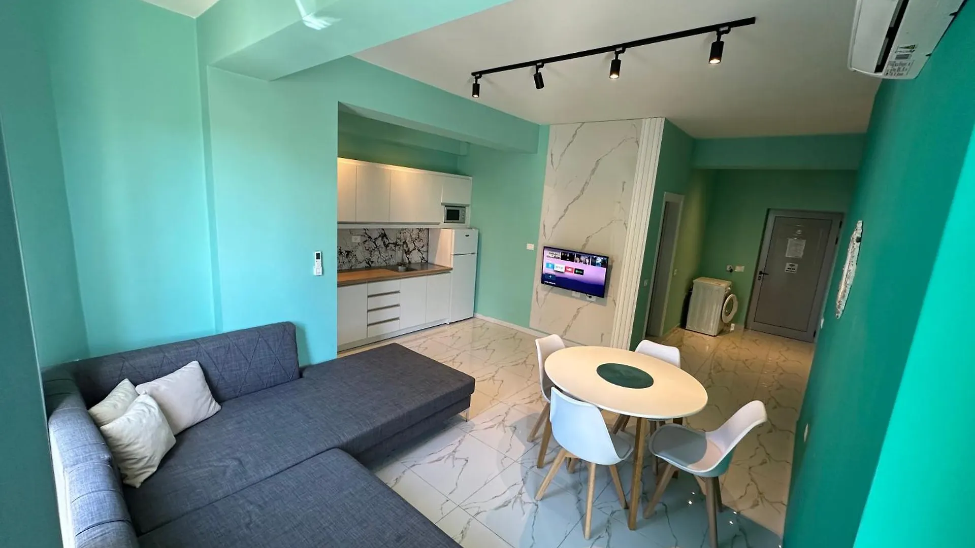 Dream Apartments Saranda 0*,  Albania